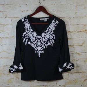 Spiegel Black White Stitched Embellished Neck Cuff